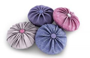 素色圆形纽扣抱枕