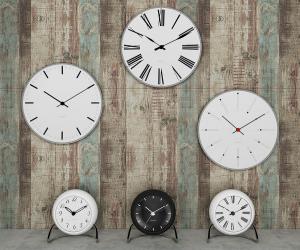 现代圆形钟表闹钟