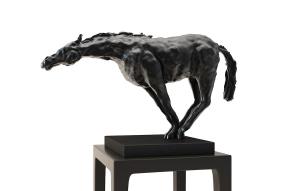 现代黑色力量嘶鸣马匹雕塑、摆件