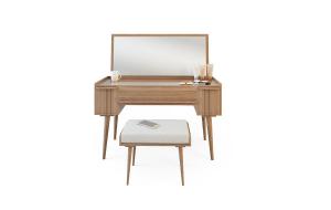 北欧实木梳妆台