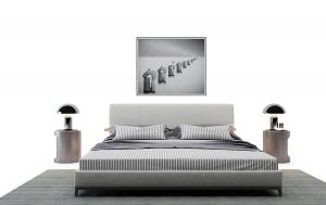 新中式双人床、金属台灯组合