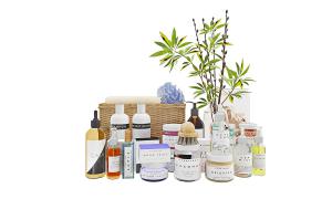 化妆品、护肤品组合、化妆收纳篮