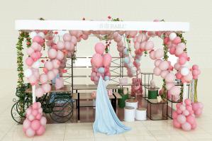 粉色气球、自行车、岛台婚礼婚庆场景