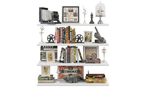 搁板陈设、复古饰品和书籍摆件