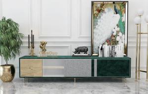 东南亚墨绿色拼接实木色金属脚电视柜、孔雀装饰画