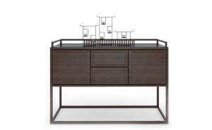 新中式实木带拦挡的玄关柜、摆件组合