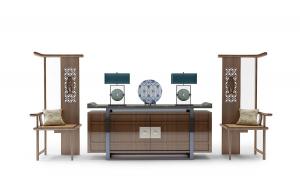 中式玄关柜、台灯和官帽椅组合