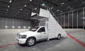 白色登机车3d模型 白色登机车