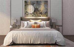 新中式皮革软包床头双人床、四联装饰画