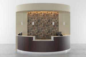 圆弧形带有文化背景墙的前台接待台
