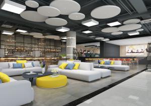 墙面固定铁艺收纳、管道顶部的工业风酒吧水吧