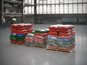 仓库实木架上袋装大米3d模型 仓库实木架上袋装大米