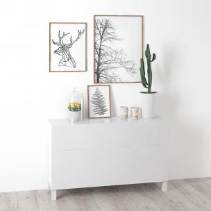 北欧白色实木收纳柜、装饰画