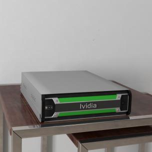 形似投影仪的电子产品