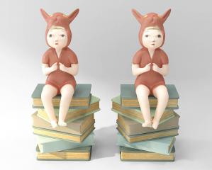 可爱戴兔帽子女孩雕塑摆件