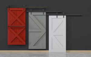 工业风带交叉实木装饰的轨道谷仓门