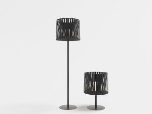 现代黑色金属条状镂空灯罩的落地灯、台灯