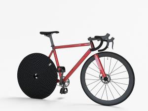 红色带有编织车轮的弯把赛车