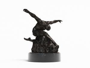 展示力量与美的跳民族舞的雕像