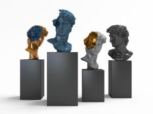 现代不同表情的人物雕像