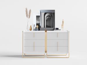 现代金色支架的装饰柜和饰品摆件