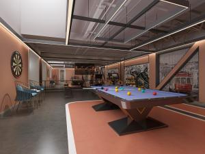工业风台球桌球健身运动室