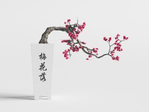 中式方形陶瓷花瓶里的梅花