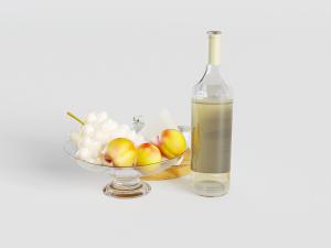 玻璃果盘里的桃子、酒瓶