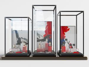 商场超市玻璃柜里的手表展示柜