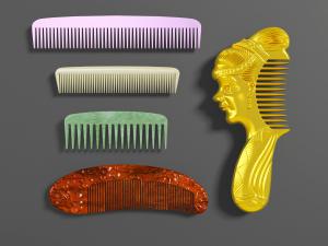 中式木质雕花梳子、塑料梳子