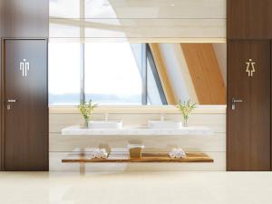 公共卫生间大理石双盆洗手盆