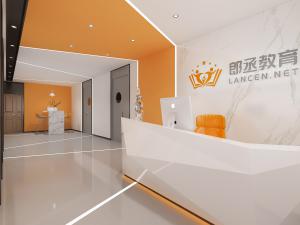 现代教育培训机构接待前台