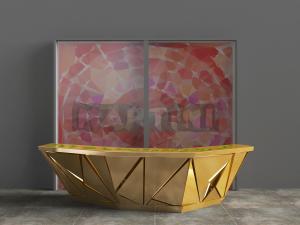 后现代金色几何图案拼接的弧形前台接待台