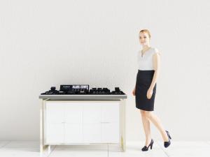 首饰货架桌岛柜导购员