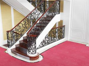 欧式雕花铁艺栏杆护栏的楼梯3d模型 欧式雕花铁艺栏杆护栏的楼梯