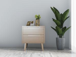 北欧床头柜盆栽植物