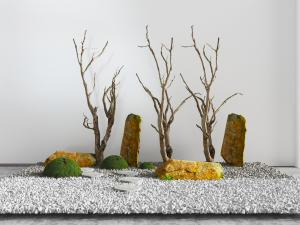 中式石头枯枝景观小品