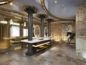 后现代公共卫生间