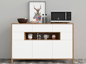 北欧实木白色柜门的餐边柜