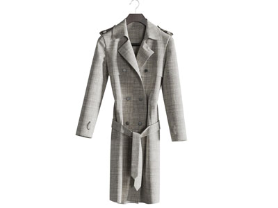 挂在衣撑上女式大衣