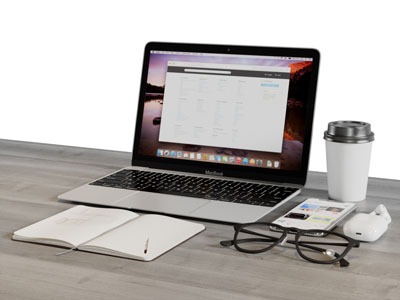 现代笔记本电脑眼镜