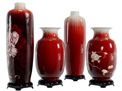 中式装饰牡丹玉兰花卉的陶瓷器皿