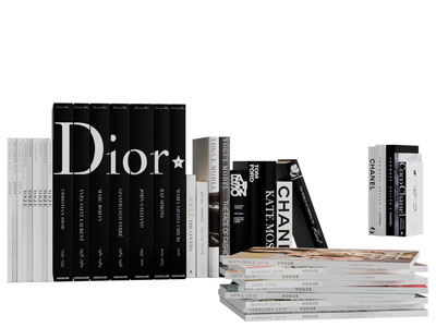 一排摆放整齐的书籍