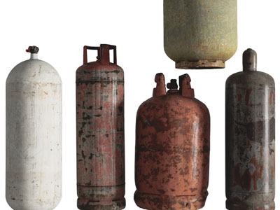 破旧不堪的液化气罐