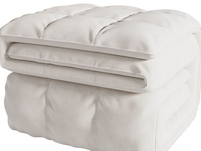 现代叠成方块的被子