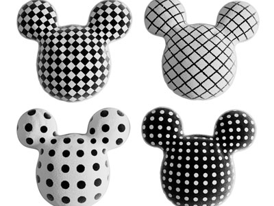 卡通小熊靠垫抱枕