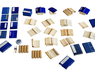 中式古书、竹简