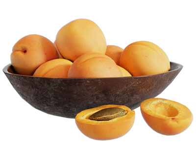 现代果盘里的杏子