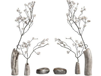 侘寂风花瓶花卉