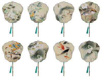 新中式花鸟图案的扇子